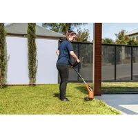Aparador de Grama Elétrico Bipartido Tramontina APB1000T com Diâmetro de Corte de 280 mm 1000 W 220 V