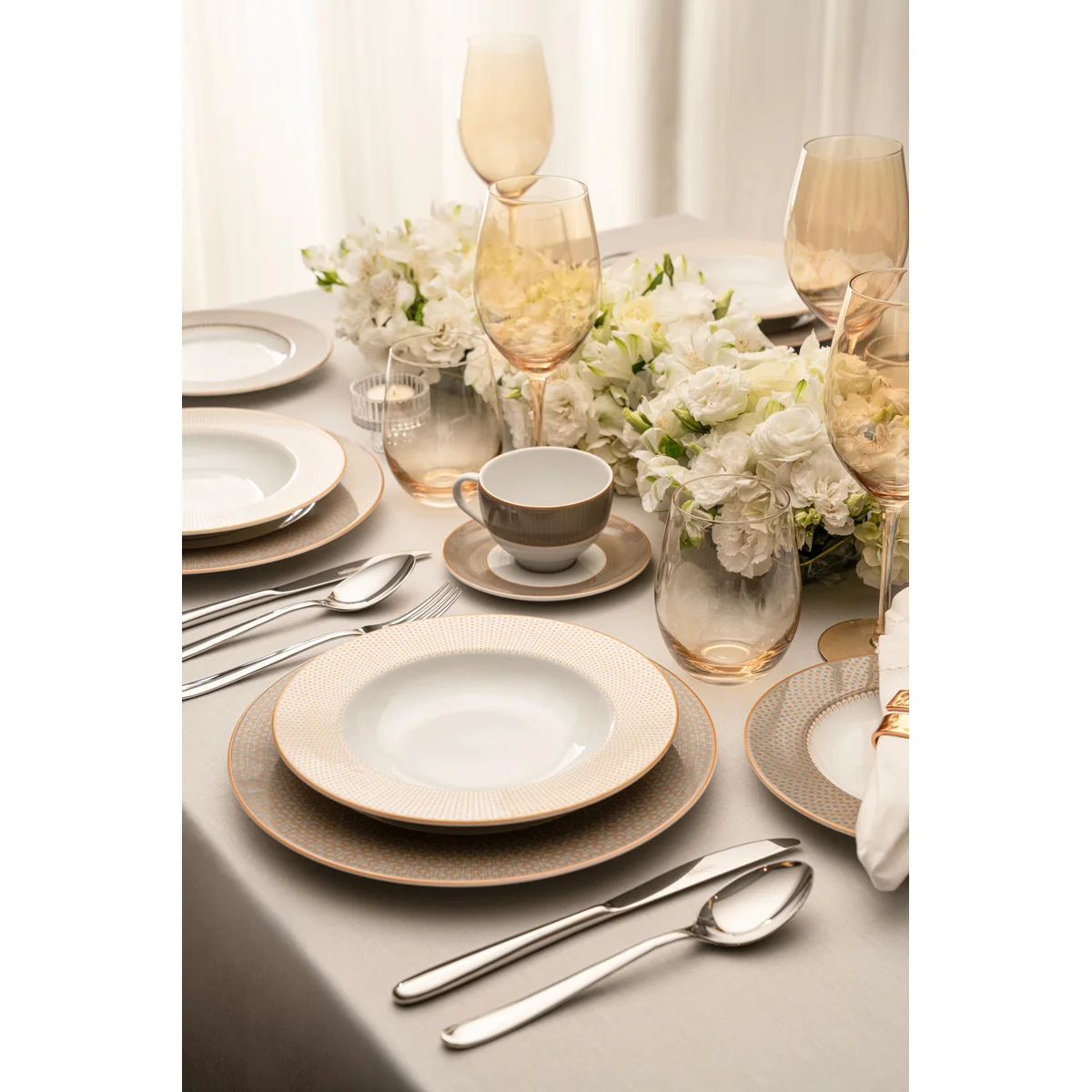 Aparelho de Jantar Tramontina Aurum em Porcelana Decorada 30 Peças
