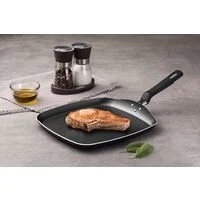 Bistequeira Lisa Tramontina Loreto em Alumínio com Revestimento Interno Antiaderente Starflon Max e Cabo Baquelite 26 cm 1 L Grafite