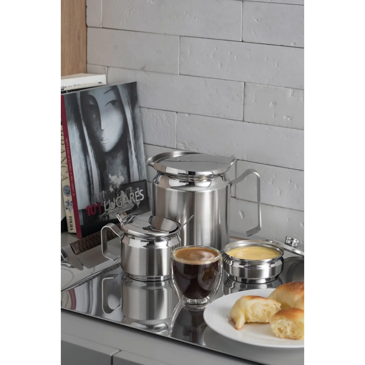 Bule Tramontina para Café e Leite em Aço Inox 11,5 cm 1,27 L