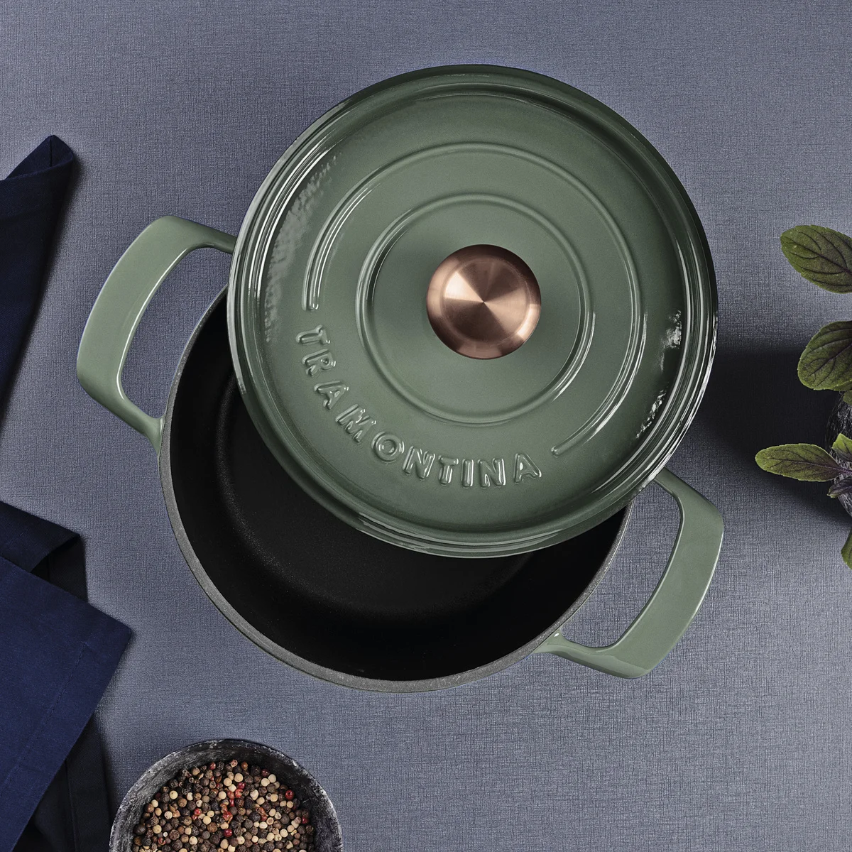 Caçarola Tramontina Ampezzo em Ferro Fundido com Revestimento Interno e Externo Esmaltado Verde 22 cm 3,7 L
