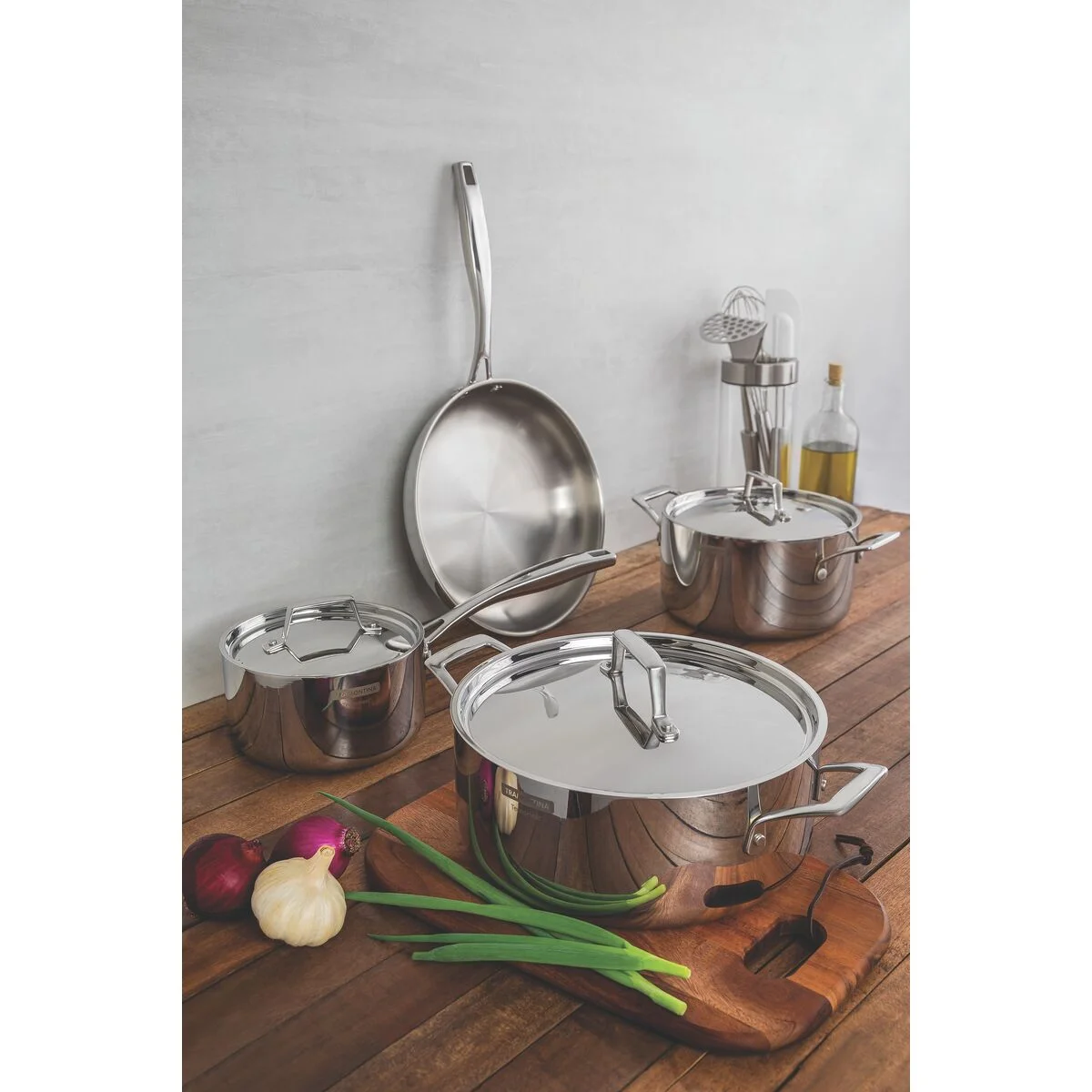 Caçarola Tramontina Grano Funda em Aço Inox Corpo Triplo com Tampa e Alças 20 cm 3,8 L