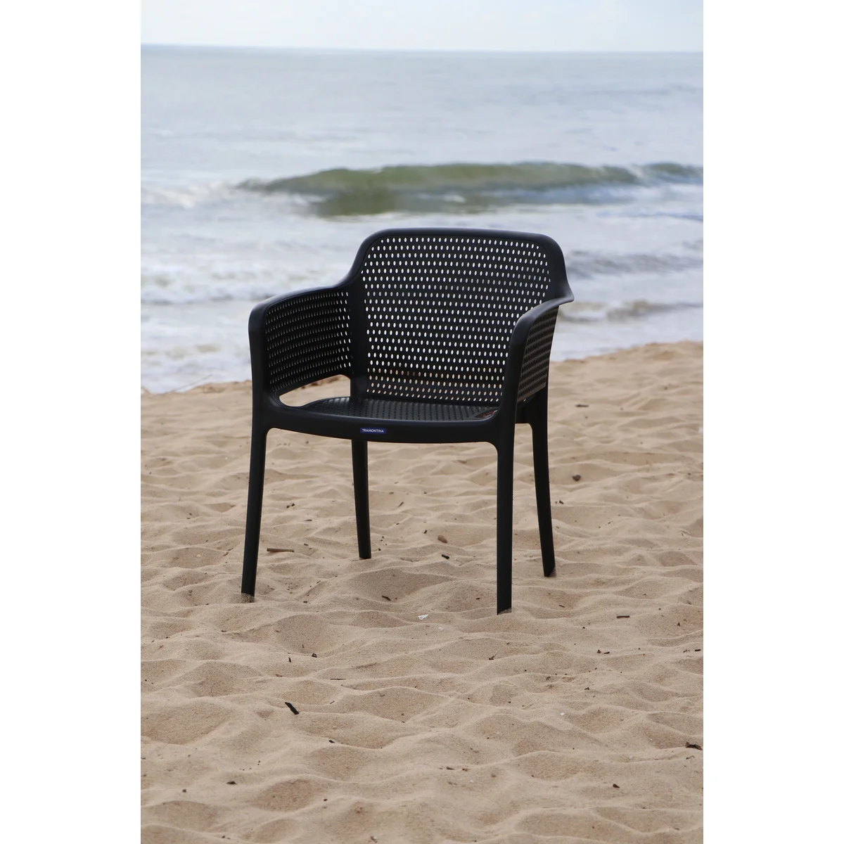 Cadeira Tramontina Summa Gabriela Eco em Polipropileno Oceano +Clean Preto