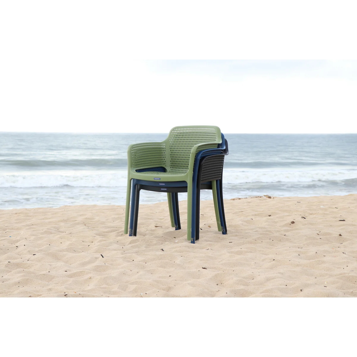Cadeira Tramontina Summa Gabriela Eco em Polipropileno Oceano +Clean Verde Oliva