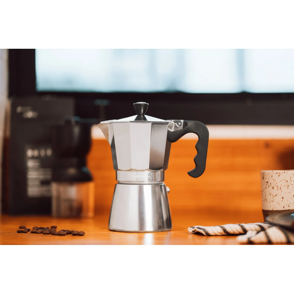 Cafeteira Expresso Italiana Tramontina em Alumínio com Cabo em Nylon 320 ml