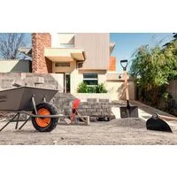 Carrinho de Mão Extraforte Tramontina com Caçamba Reforçada Metálica Cinza 65 L, Braço Metálico e Pneu com Câmara