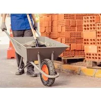 Carrinho de Mão Extraforte Tramontina com Caçamba Reforçada Metálica Cinza 65 L, Braço Metálico e Pneu com Câmara