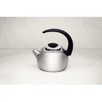 Chaleira Tramontina em Aço Inox Cabo Preto 14,5 cm 2,25 L