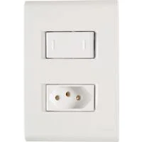 Conjunto 4x2 com 1 Interruptor Paralelo 10 A 250 V e 1 Tomada 2P+T 20 A 250 V Tramontina Liz Branco