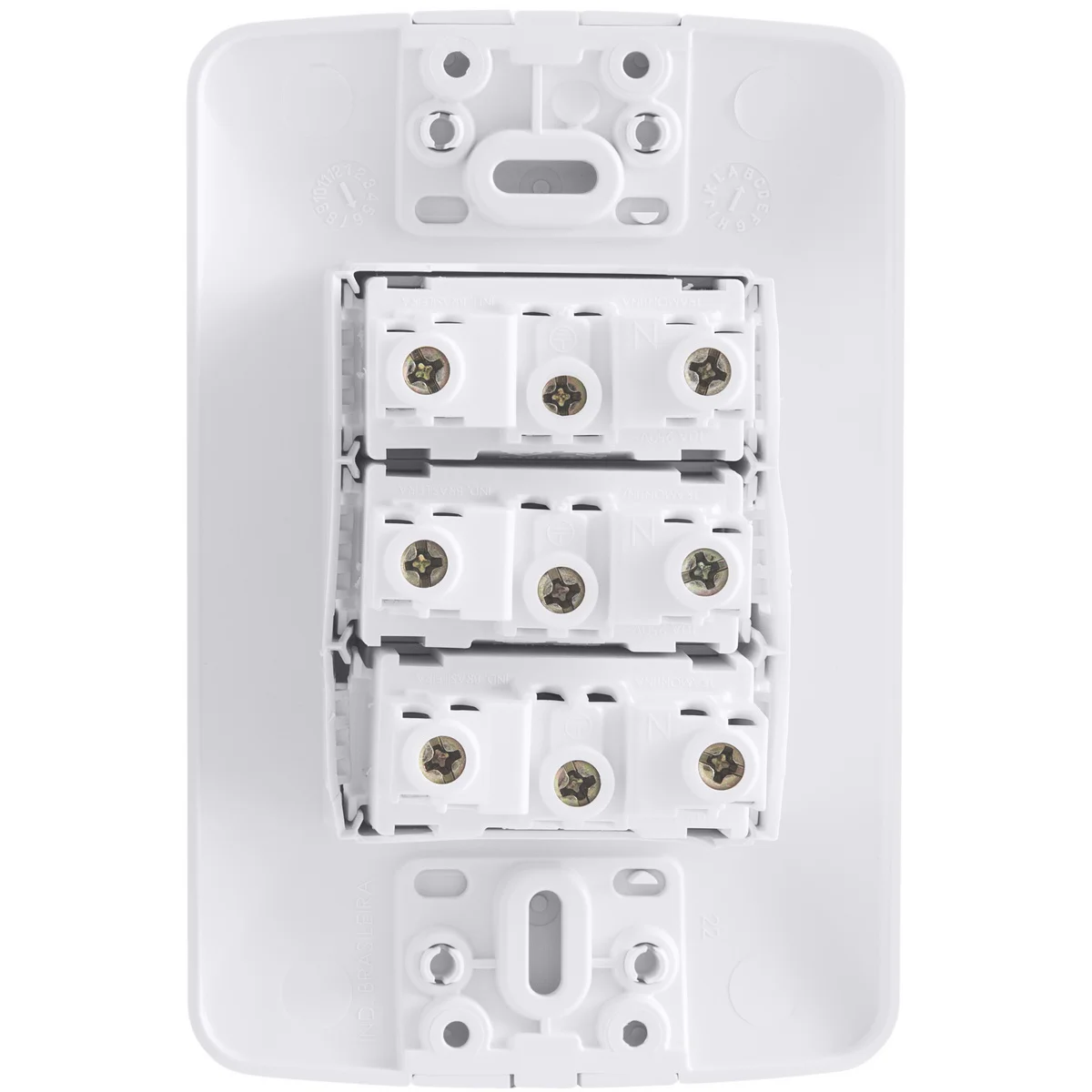 Conjunto 4x2 com 3 Tomadas 2P+T 10 A 250 V Tramontina Aria Branco