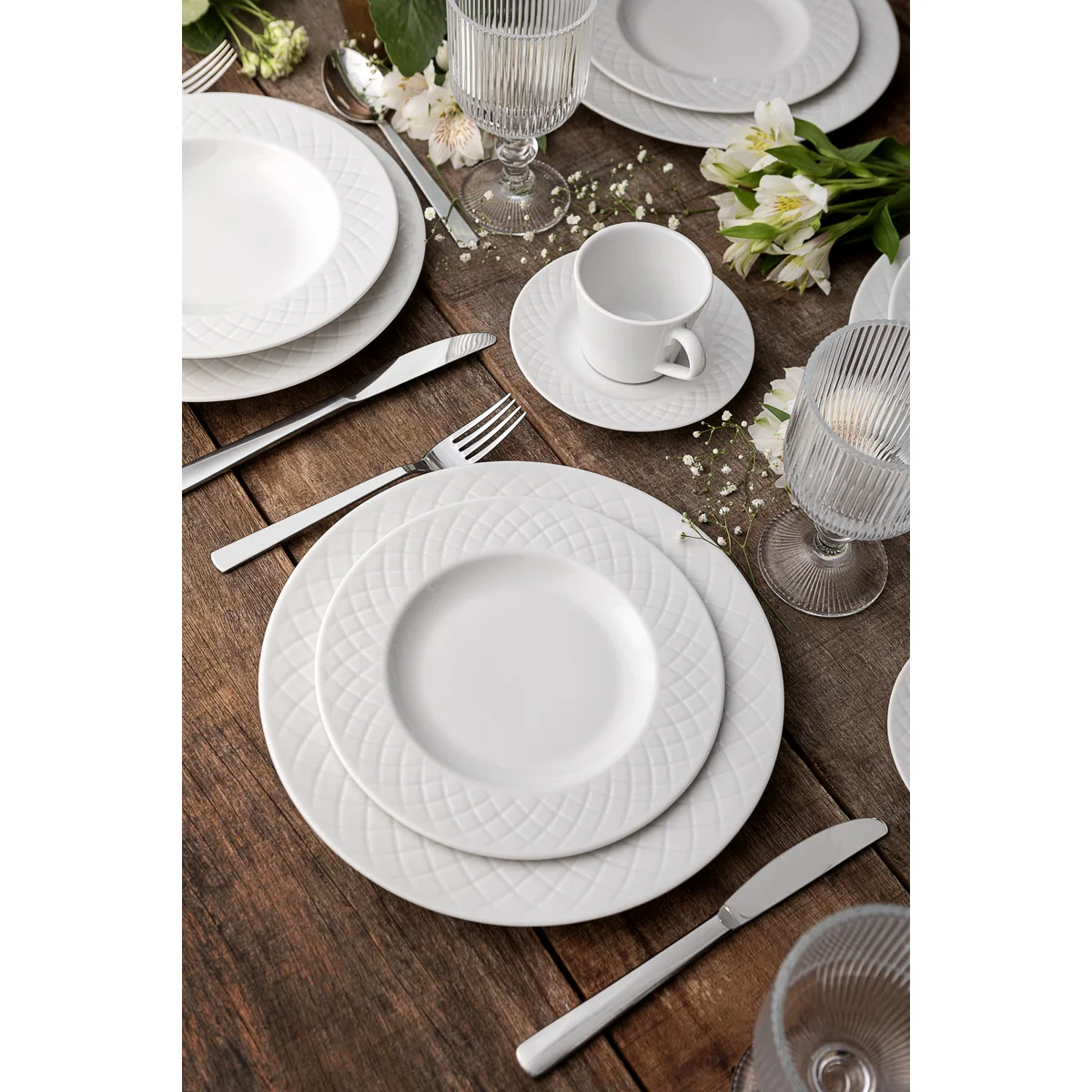 Conjunto Xícara e Pires de Café Tramontina Ingrid em Porcelana Decorada 70 ml 2 Peças