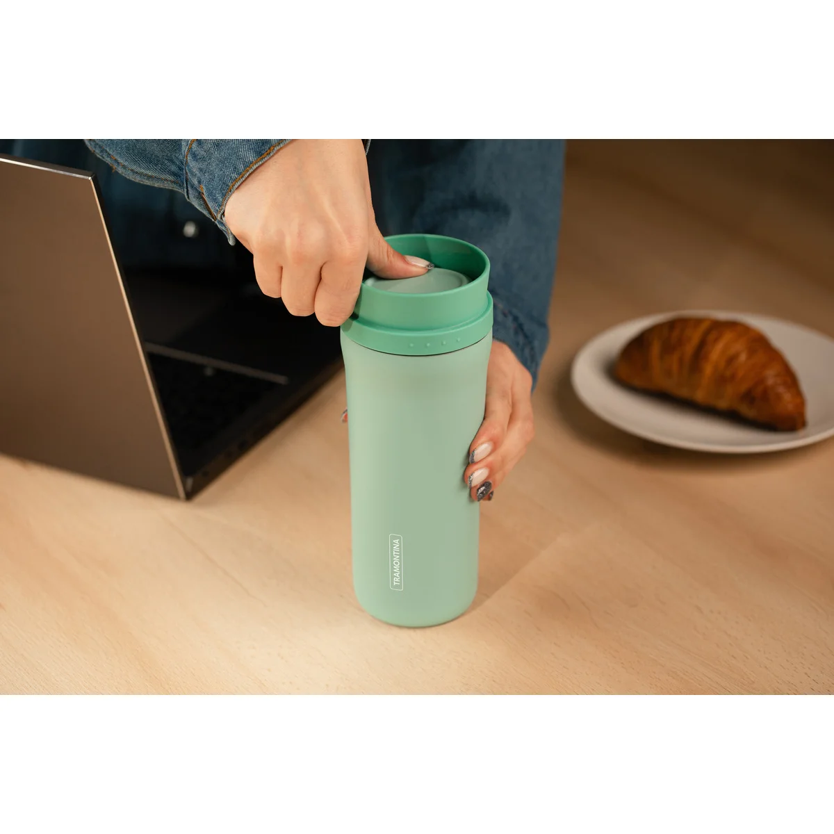 Copo Térmico Tramontina 460 ml Verde em Aço Inox com Bocal 360°