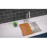 Cuba de embutir Tramontina Design Collection Quadrum Undermount em Aço Inox com Dosador de Sabão e Tábua