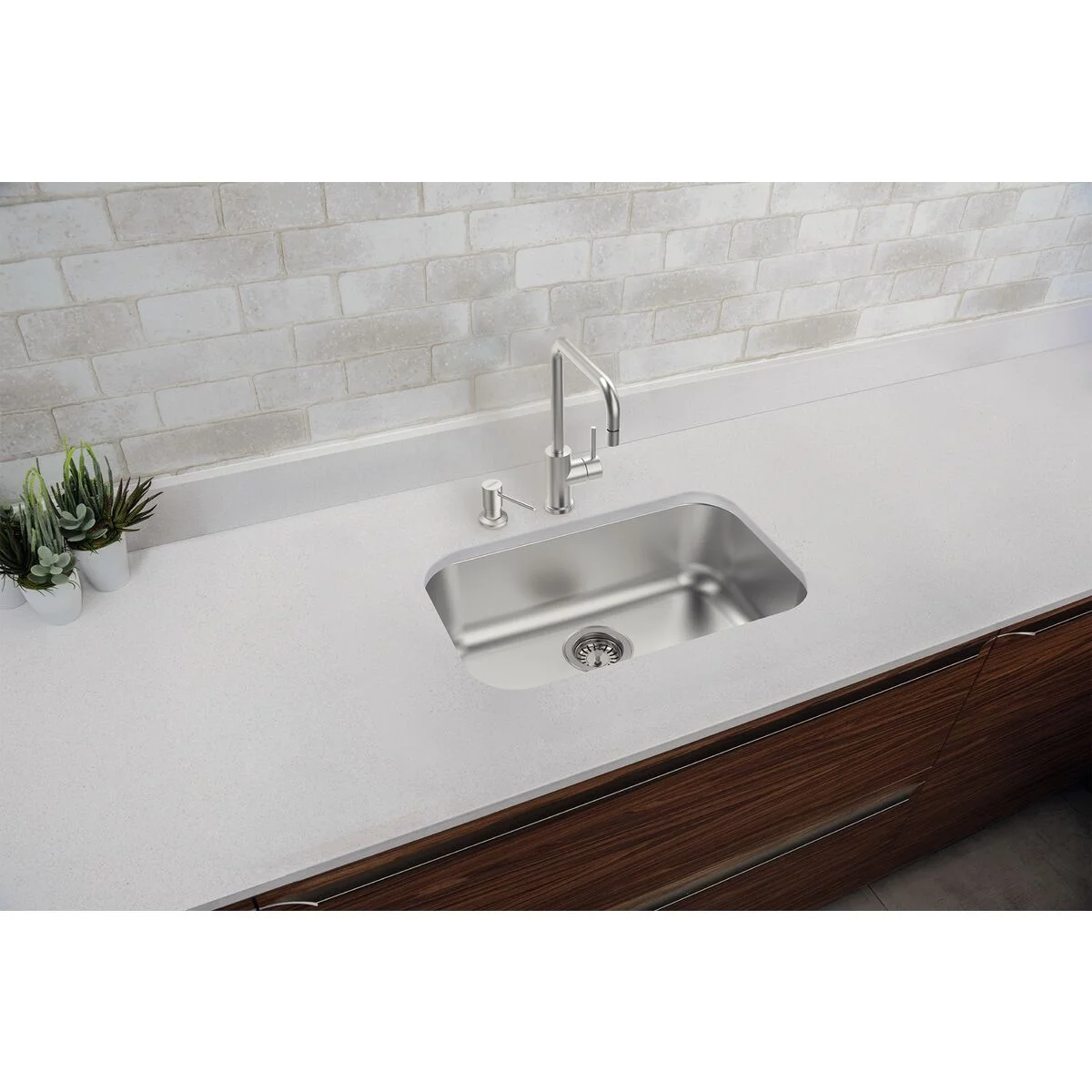 Cuba de embutir Tramontina Lavínia 56 BL em aço inox escovado 56x34 cm com válvula de 3 1/2"