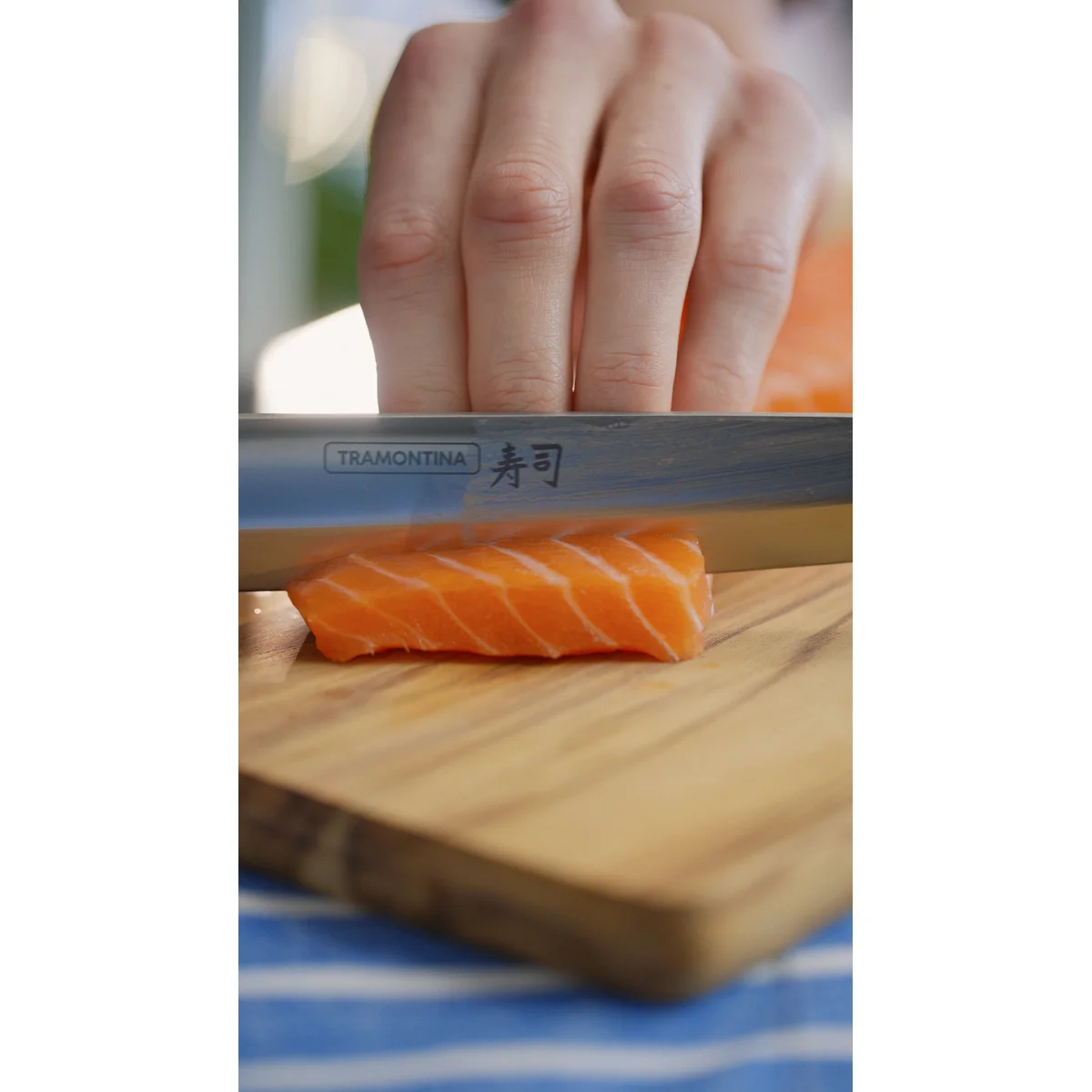 Faca Yanagiba Tramontina Sushi Diamond com Lâmina e Cabo em Aço Inox 9"