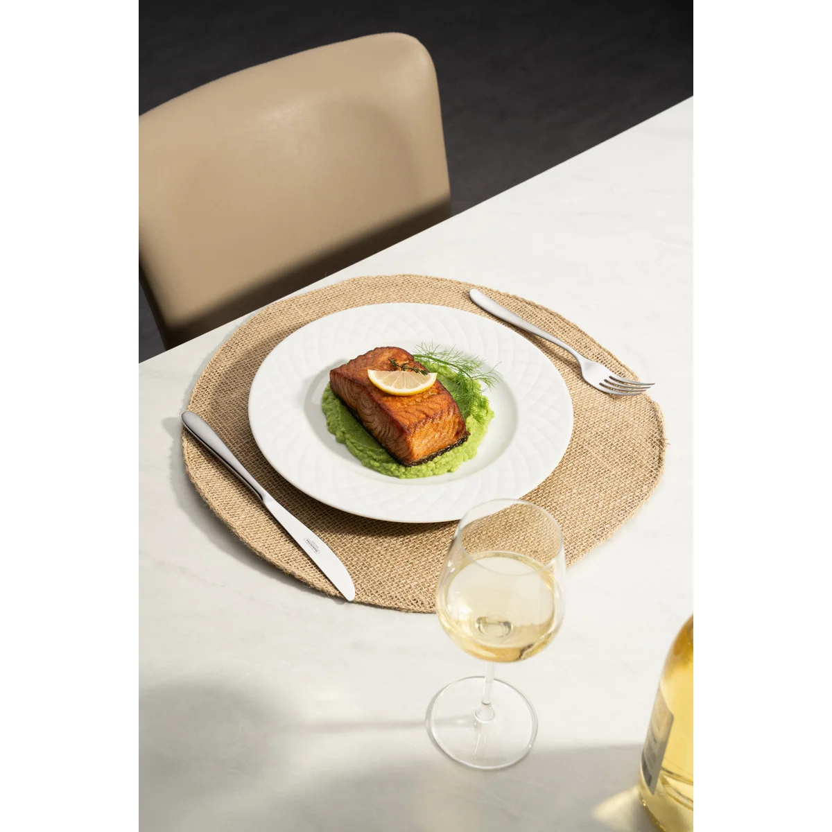 Faca de Mesa Tramontina Cannes Forjada em Aço Inox com Acabamento Alto Brilho