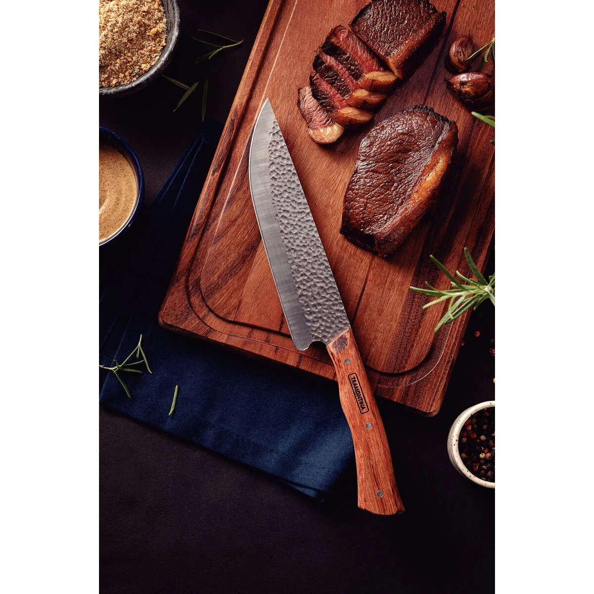 Faca para Carne Tramontina Nômade com Lâmina em Aço Inox e Cabo de Madeira 8"
