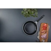 Frigideira Tramontina Tunis em Alumínio com Revestimento Interno Cerâmico e Externo Siliconado Azul Mediterrâneo 24 cm 1,6 L