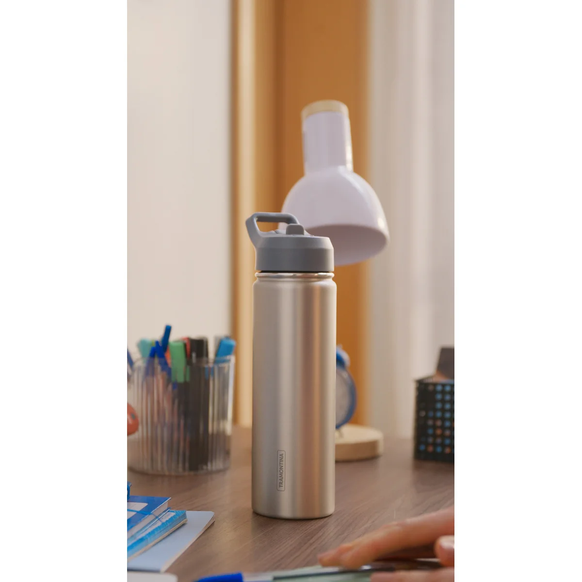 Garrafa Térmica Tramontina 650 ml Inox com Canudo