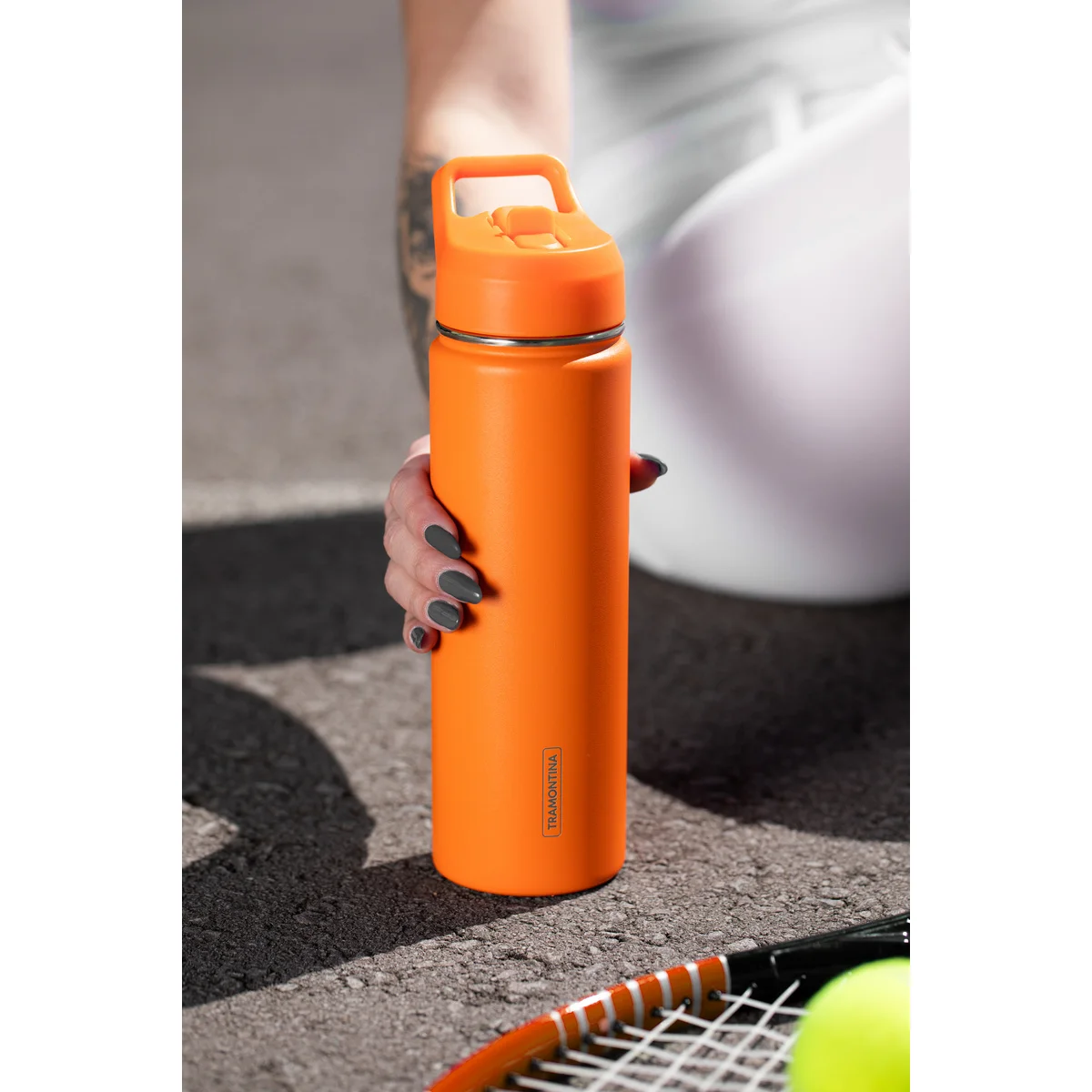 Garrafa Térmica Tramontina 650 ml em Aço Revestido Laranja com Canudo