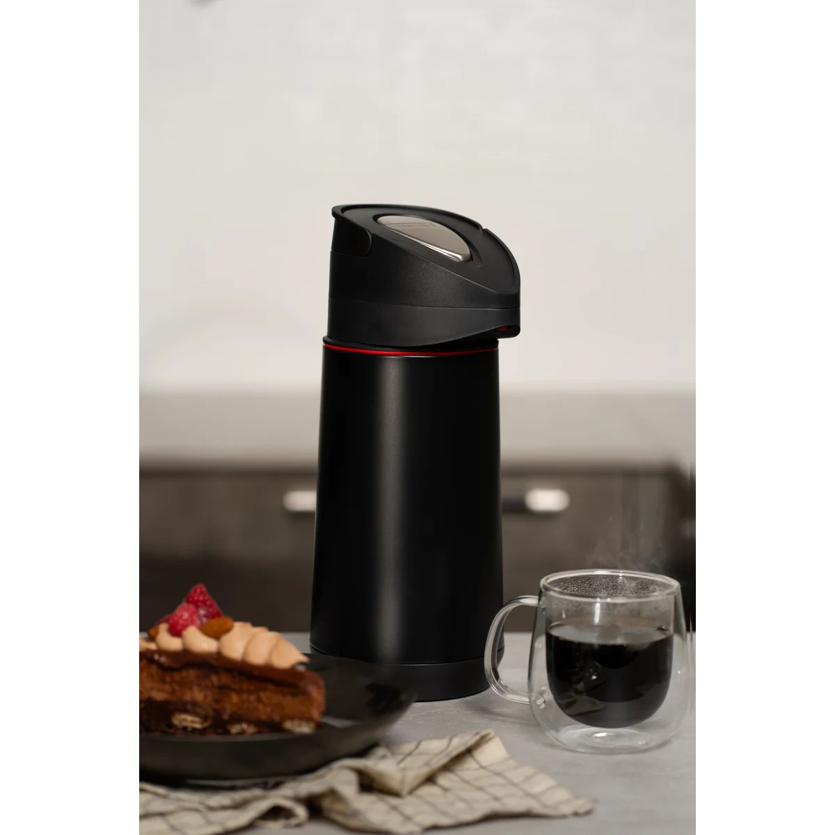 Garrafa Térmica Tramontina Exata em Aço Inox Preto 1,2 L