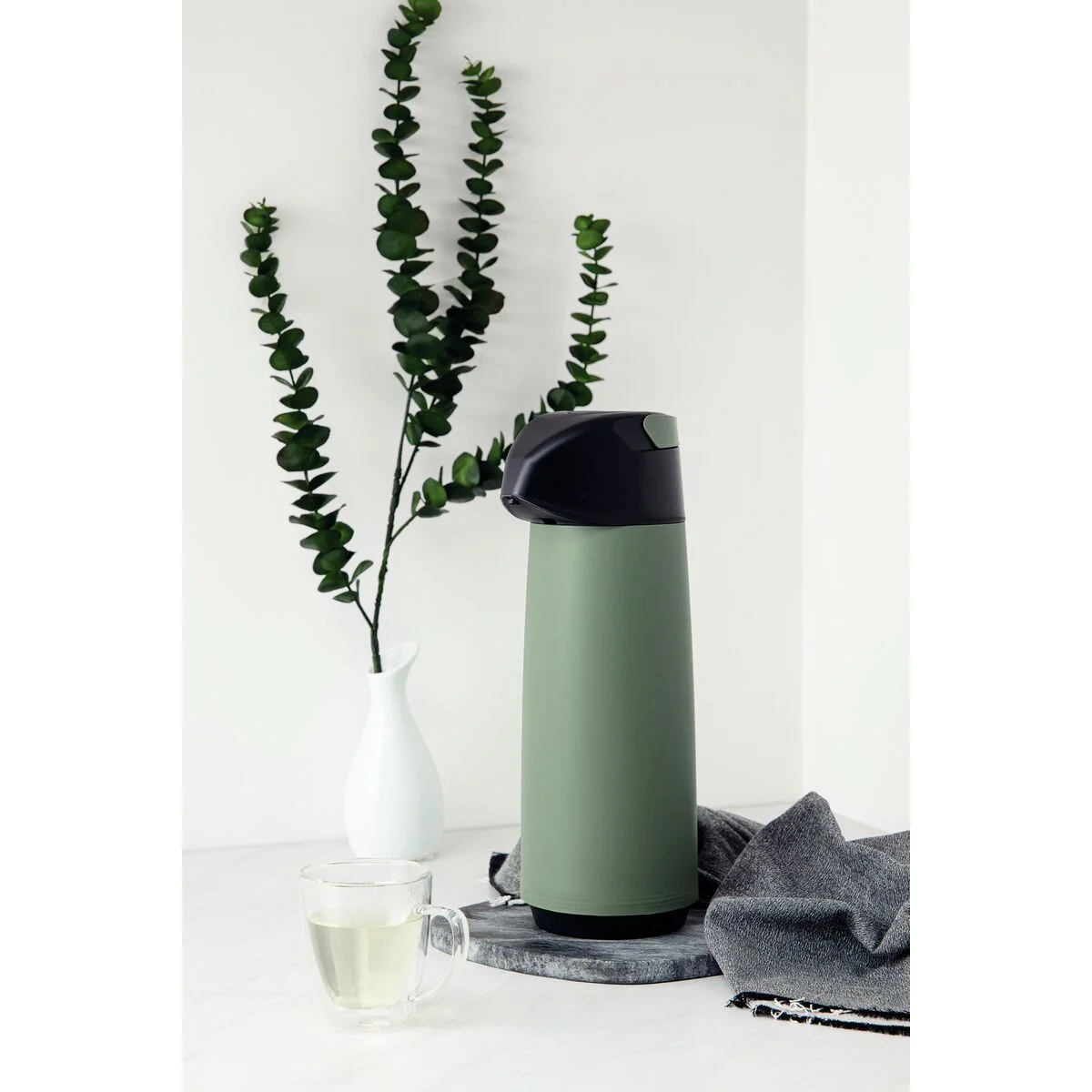 Garrafa Térmica Tramontina Exata em Plástico Verde com Ampola de Vidro 1,8 L