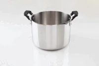Jogo de Panelas Tramontina Grano Compact em Aço Inox com Corpo Triplo e Alças com Revestimento em Silicone Preto 3 Peças