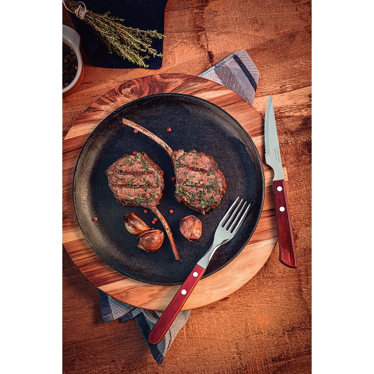 Jogo de Talheres para Churrasco Tramontina em Aço Inox com Cabo Vermelho Polywood 12 Peças