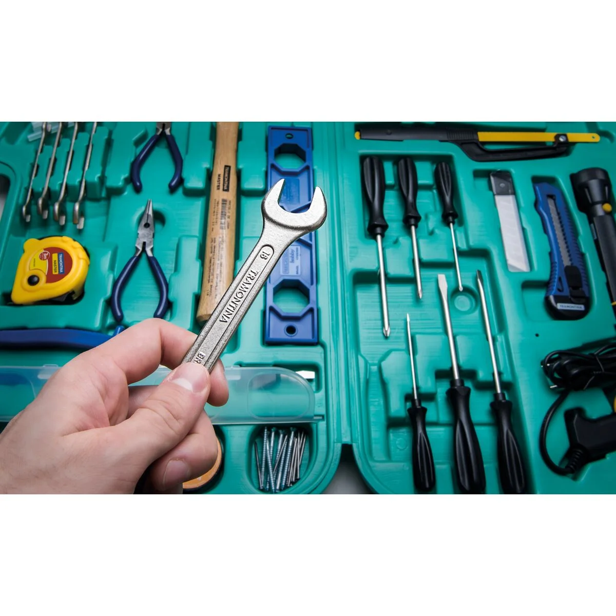 Kit de Ferramentas Tramontina 65 peças com Maleta