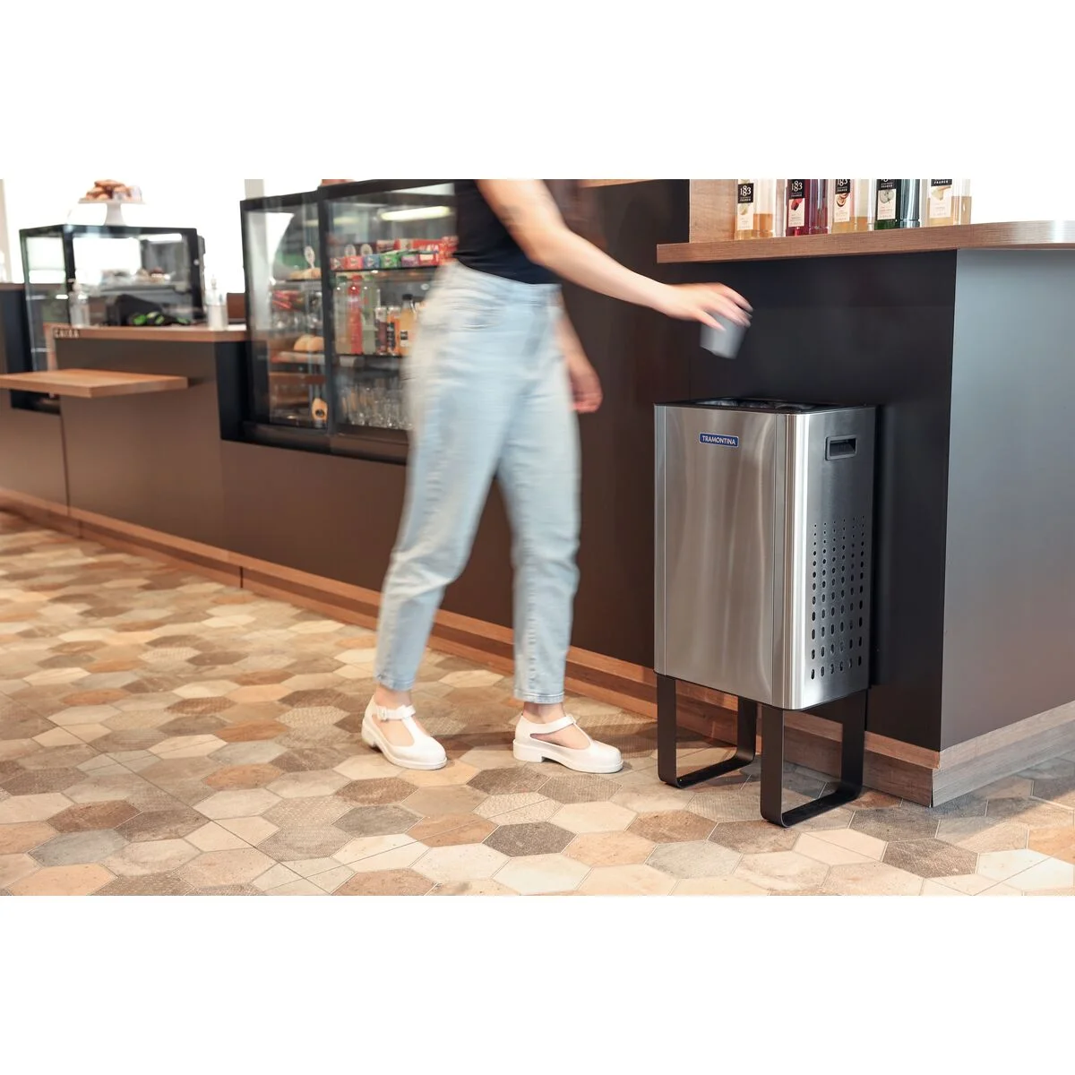 Lixeira Tramontina Sassari 45 L em Aço Inox