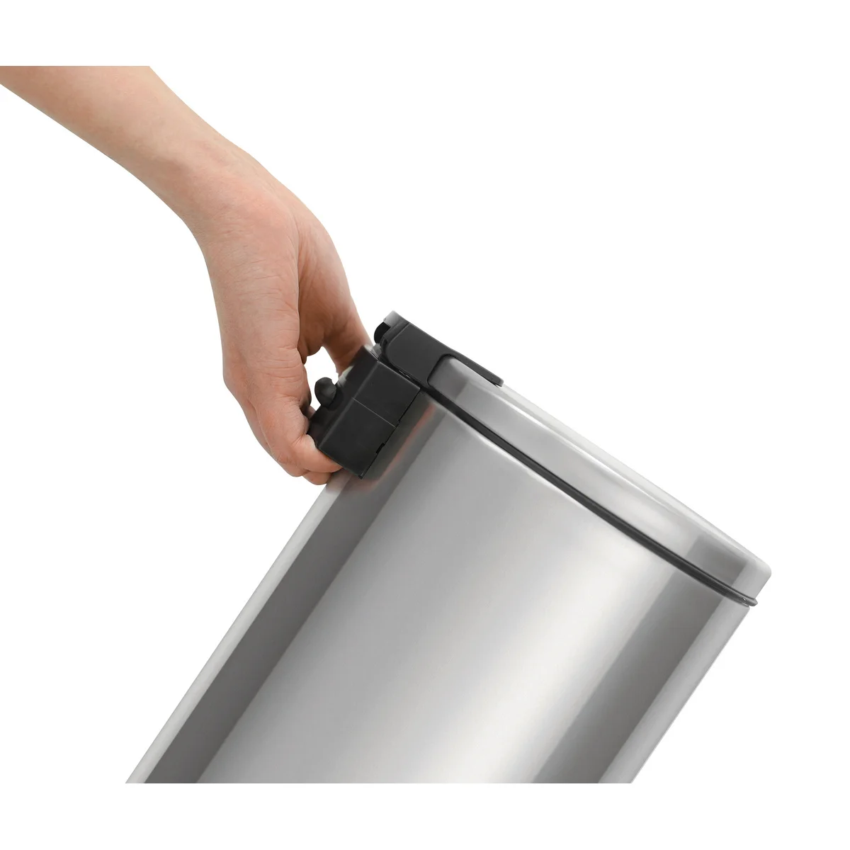 Lixeira com Pedal Tramontina Loop em Aço Inox com Acabamento Polido e Balde Interno 3 L