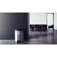 Lixeira com Pedal Tramontina New em Aço Inox com Acabamento Polido 12 L