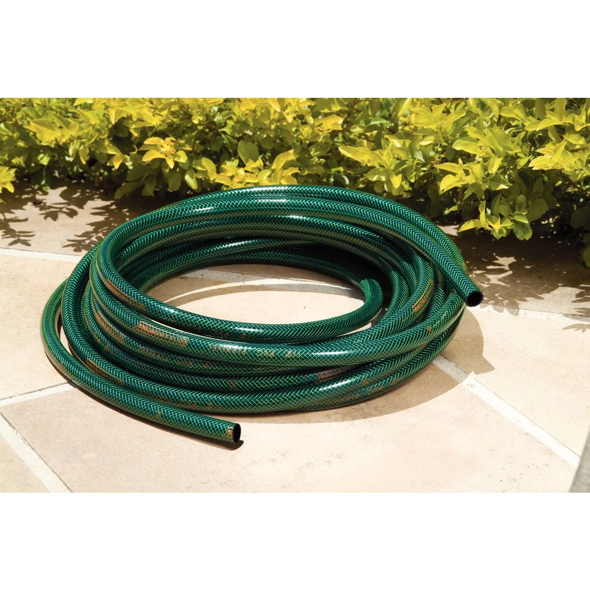 Mangueira Flex 5/8" para Jardim Tramontina Verde em PVC 3 Camadas 50 m