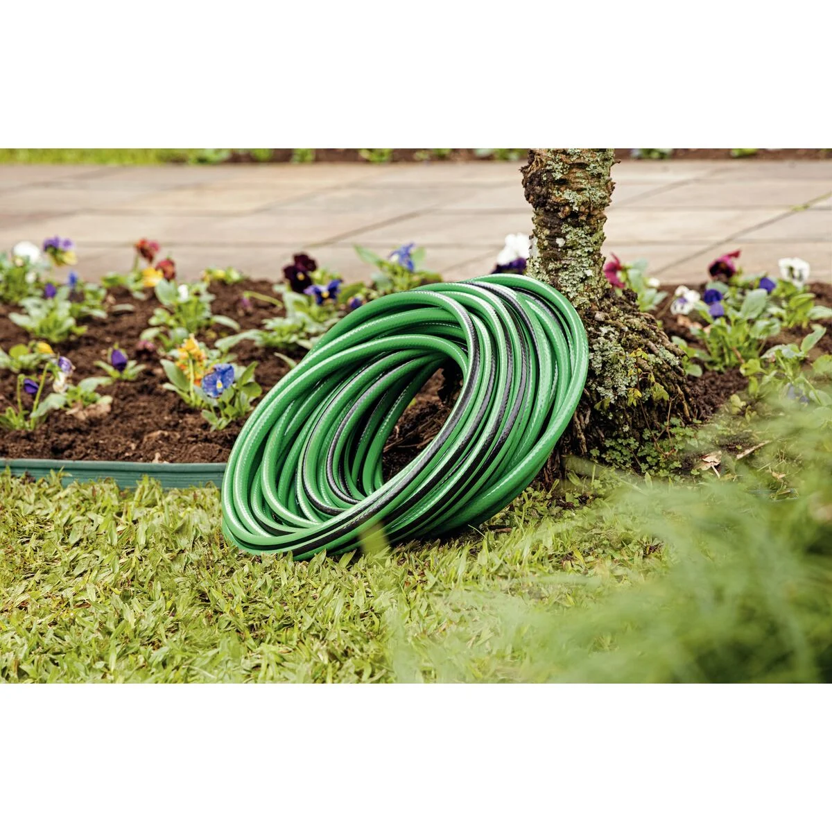 Mangueira Flex para Jardim Tramontina Verde com Faixa Preta em PVC 4 Camadas 15 m