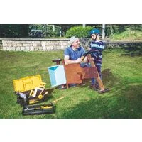 Martelo de Unha 23 mm Tramontina MASTER Basic com Cabo em Madeira Envernizada