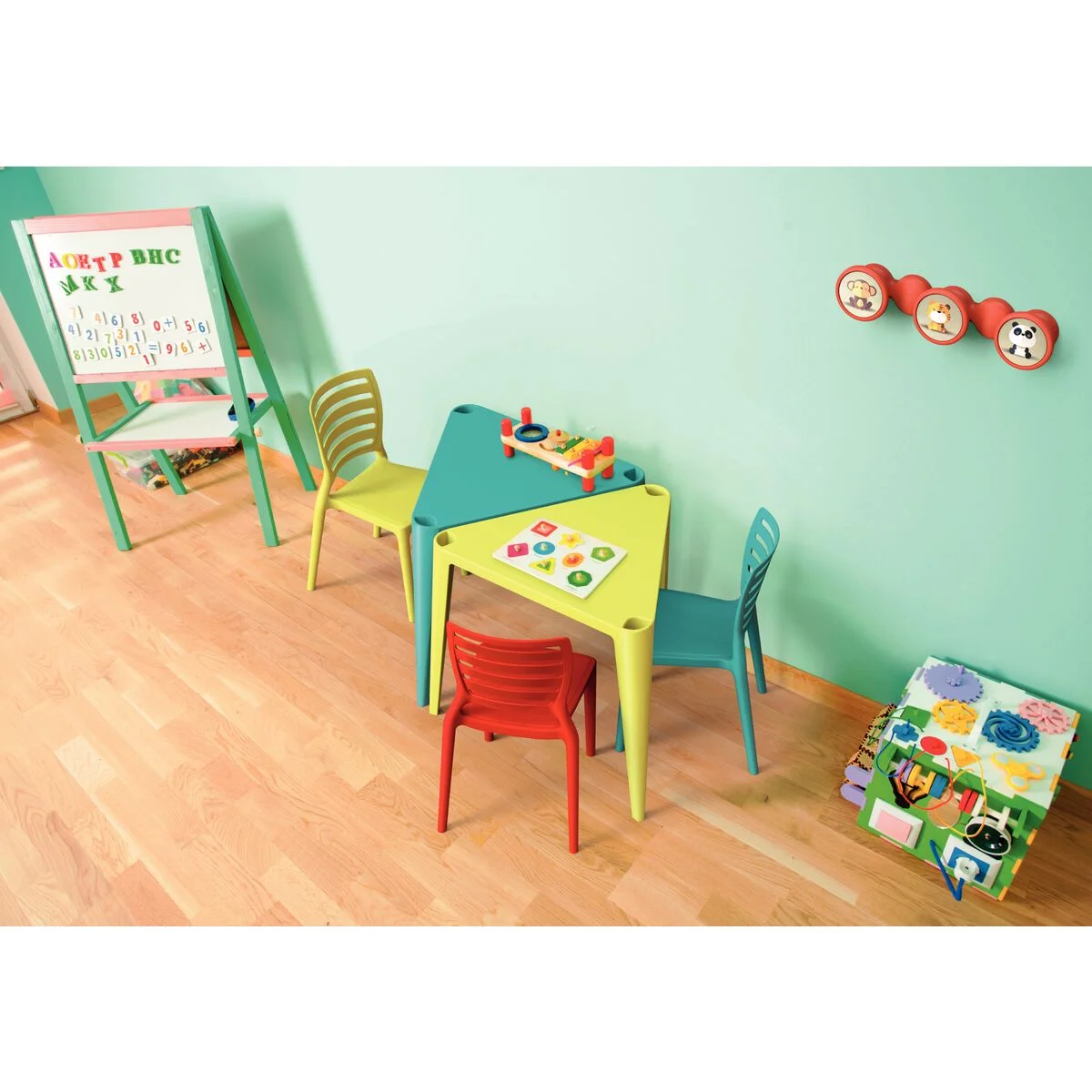Mesa Infantil Tramontina Sofia em Polipropileno Amarelo