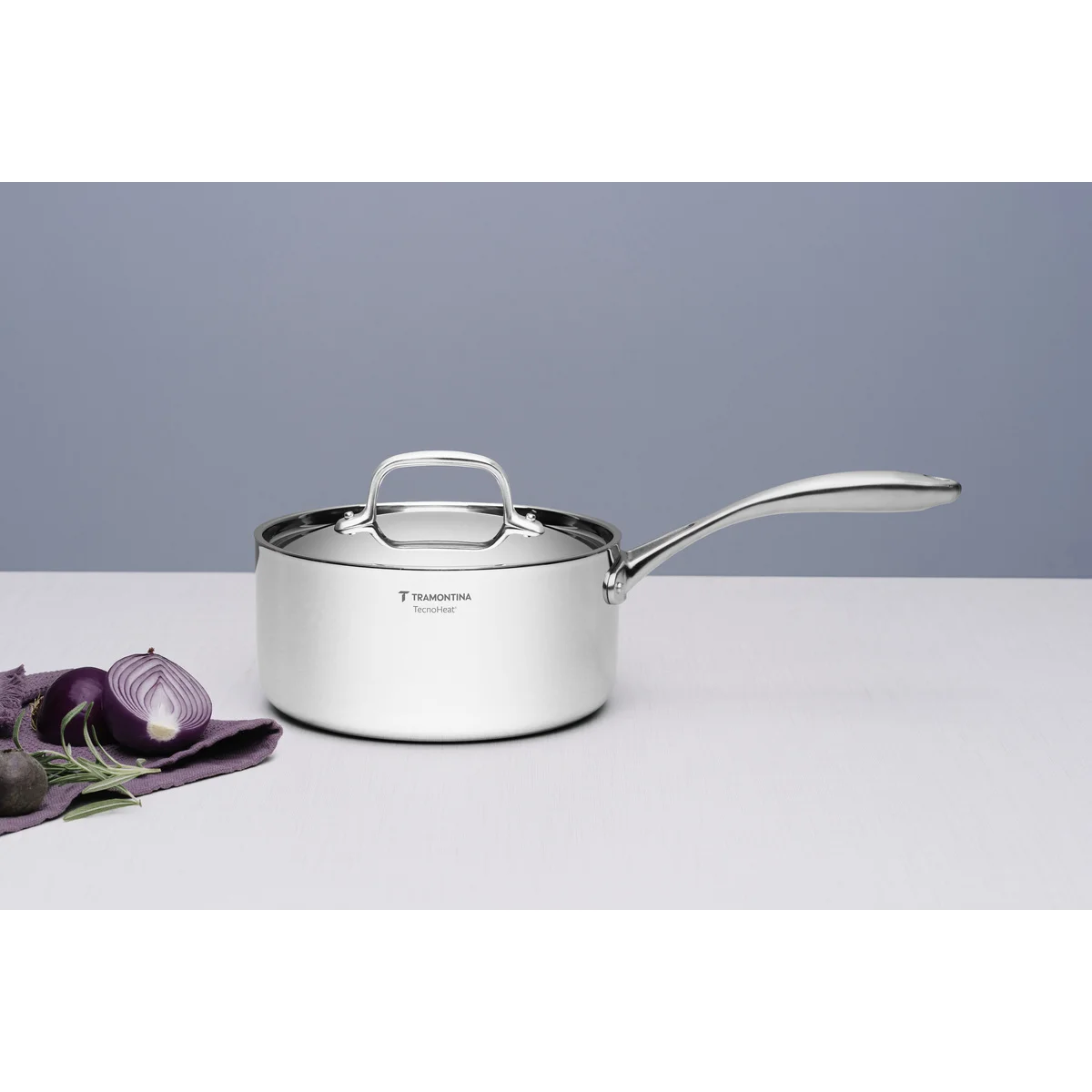 Panela Tramontina Chrono em Aço Inox Corpo Triplo com Tampa e Cabo 20 cm 3,1 L