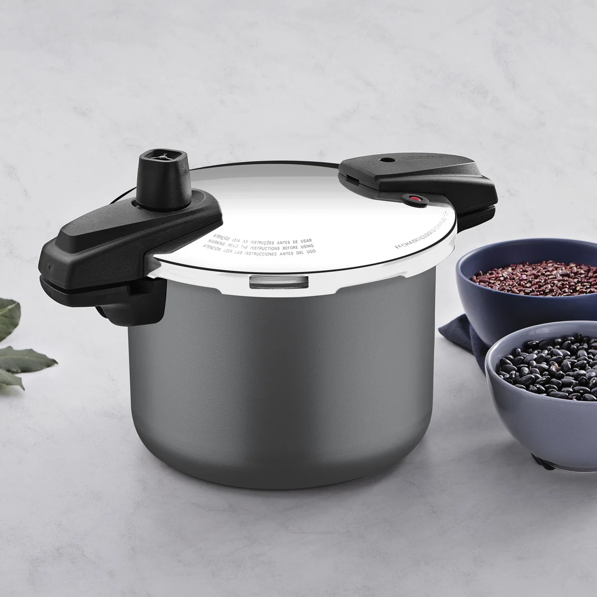 Panela de Pressão Tramontina Arizona Induction em Alumínio com Revestimento Interno e Externo em Antiaderente Starflon Max Titânio 20 cm 4,5 L