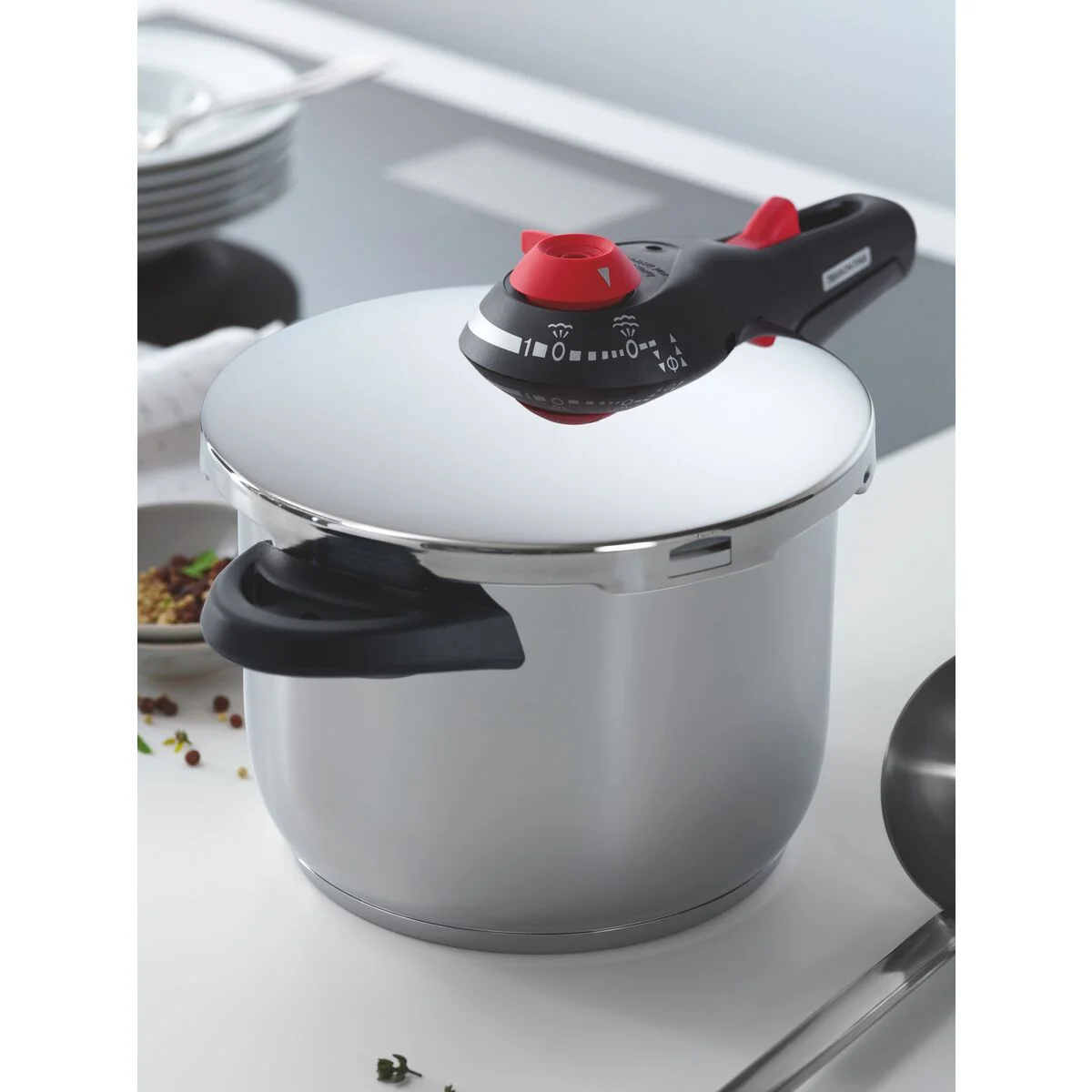 Panela de Pressão Tramontina Solar em Aço Inox Fundo Triplo com 5 Dispositivos de Segurança 22 cm 6 L