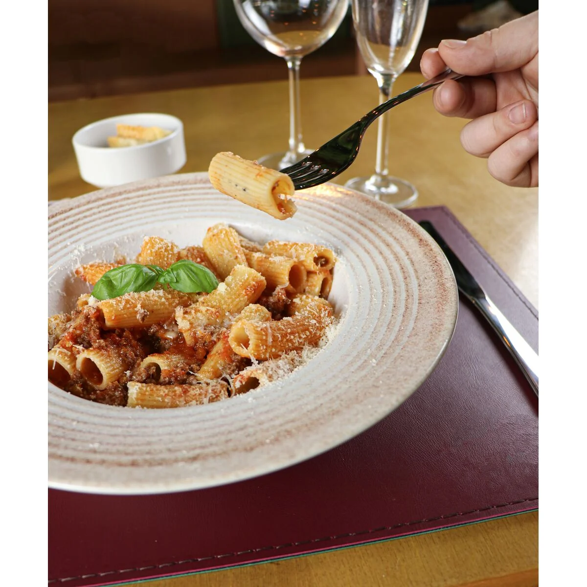 Prato Pasta Tramontina Atalaia em Porcelana 27 cm
