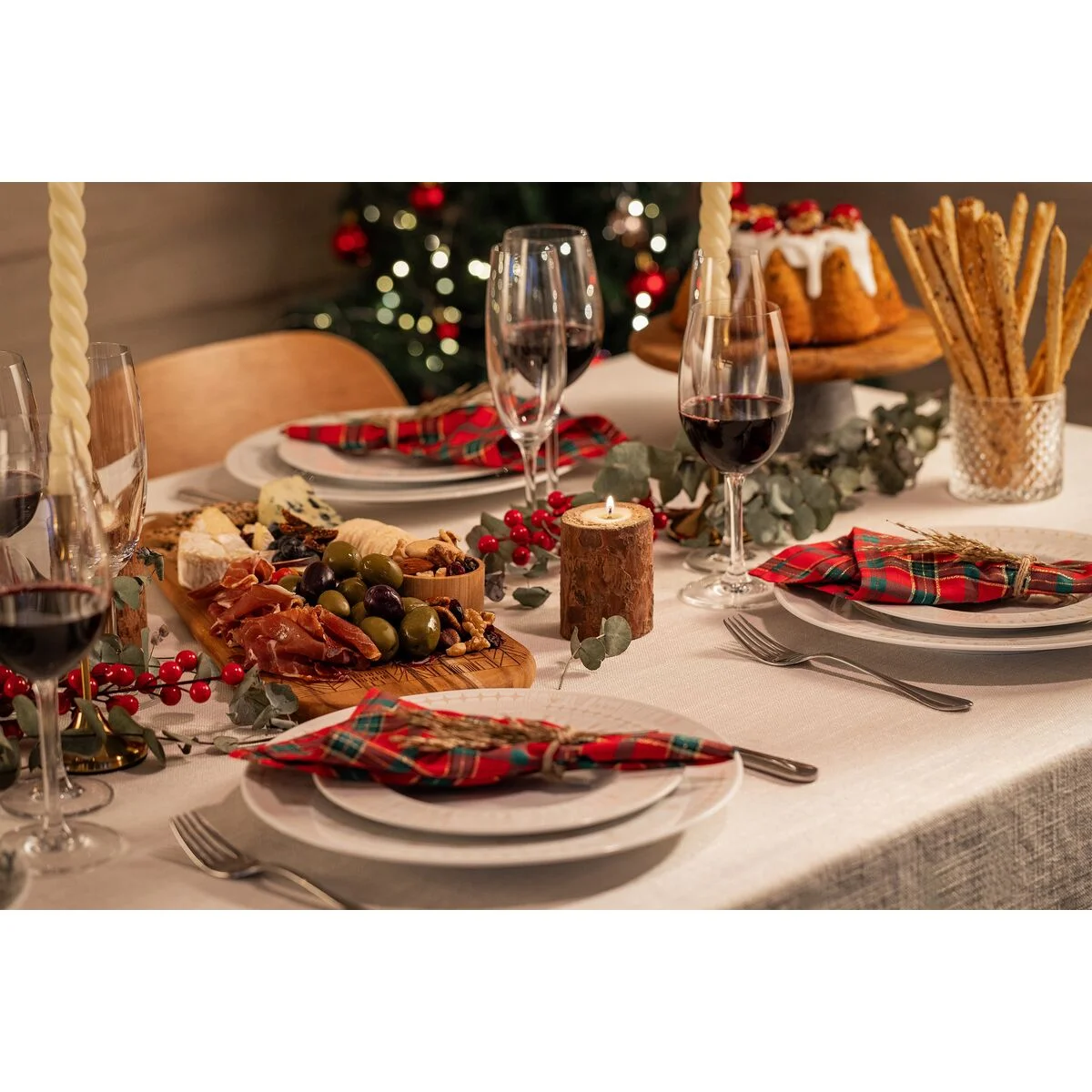 Prato Panetone Tramontina Casa Natal Capodanno em Porcelana Decorada 28 cm