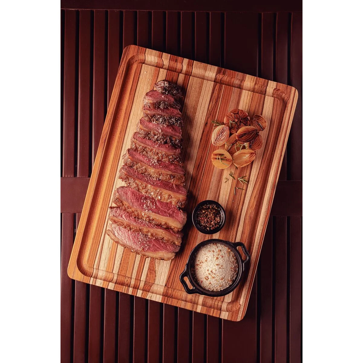 Tábua para Churrasco Tramontina Churrasco em Madeira Teca com Empunhadura e Sulco 40 x 30 cm