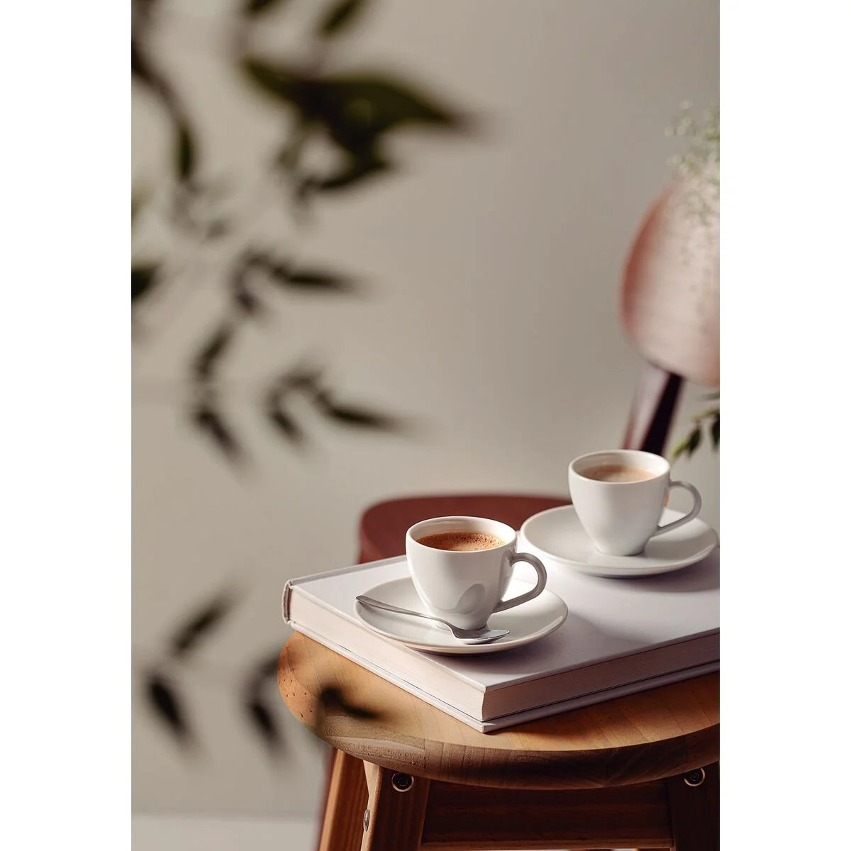 Conjunto Xícara e Pires de Café Tramontina Maria Augusta em Porcelana 100 ml 2 Peças
